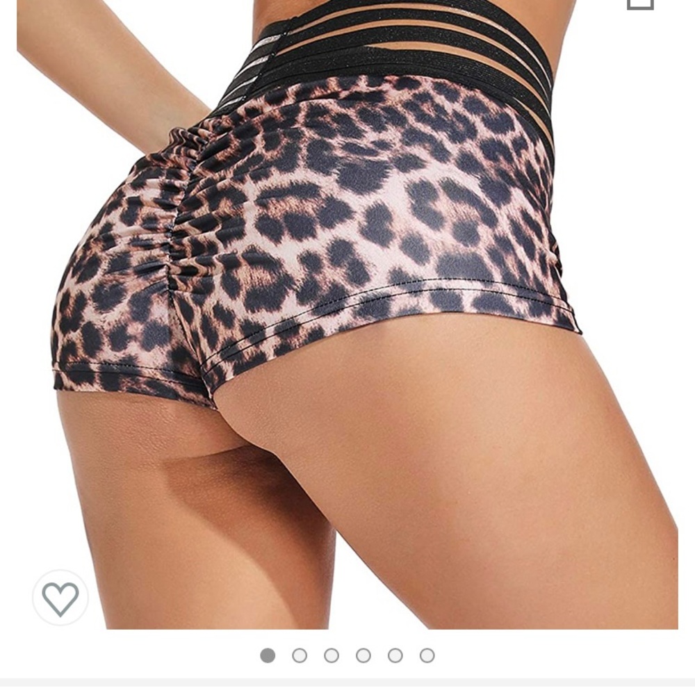 Scrunch butt pole shorts